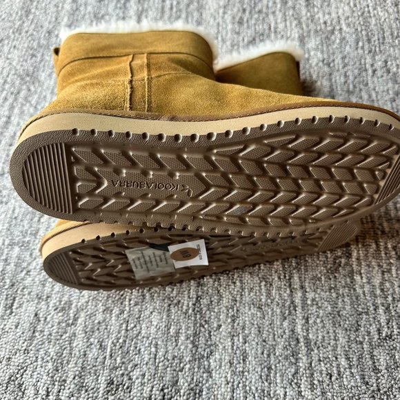 NWOT Koolaburra by UGG Tan Brown Sherpa Booties Boots Womens Size 8 Cozy Winter - Picture 4 of 9